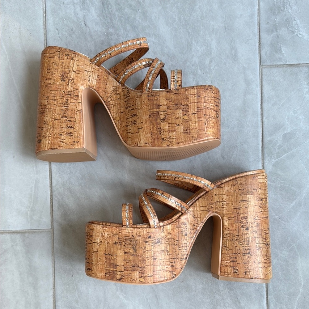 Women's Tan Platform Sandals